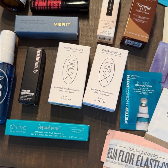 Lot of makeup / cosmetic / haircare samples & full size NEW - Picture 3 of 8